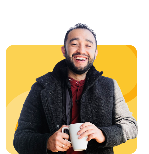 hombre sonriente Johan Vásquez Mental Training School