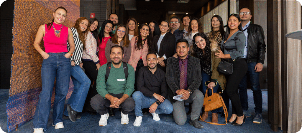 personas aprendiendo sobre coaching personal y empresarial